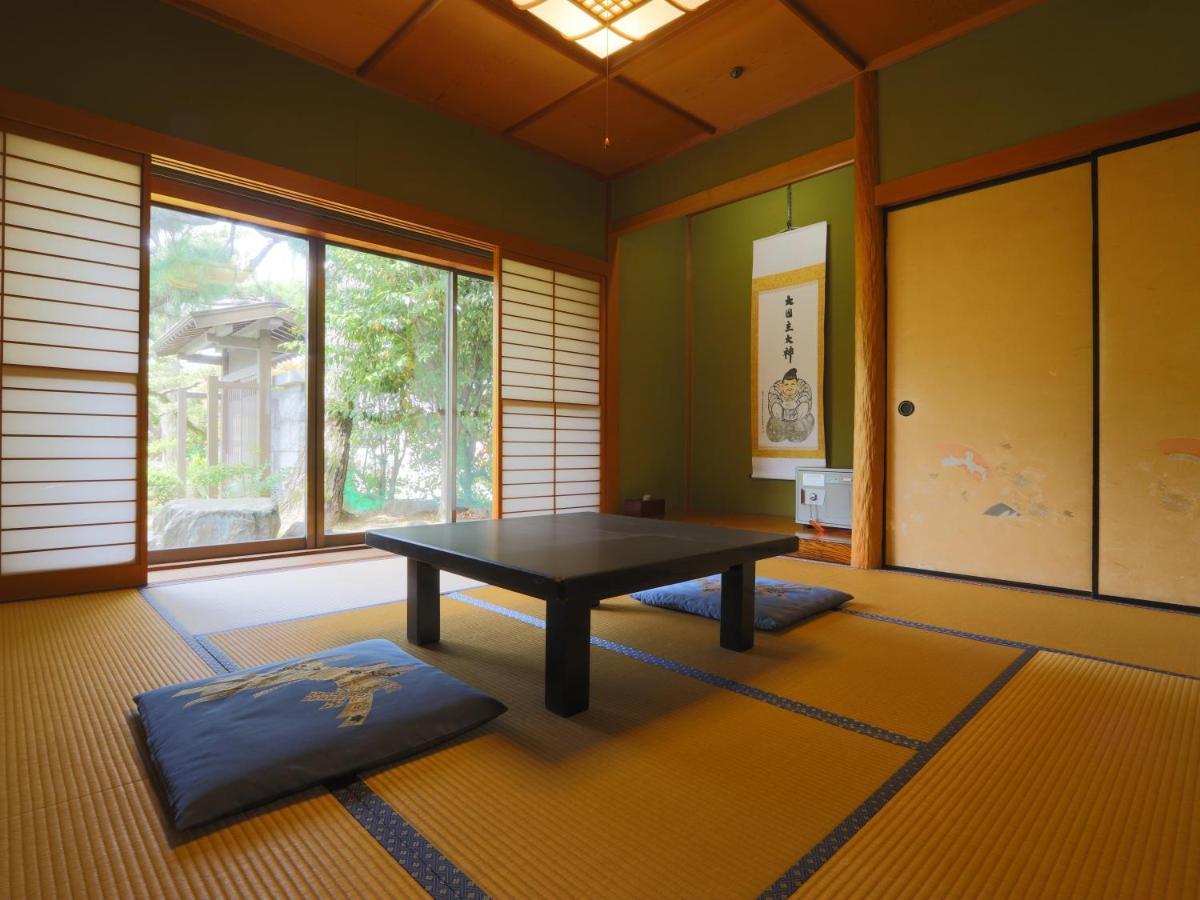 Ryokan Karasawa Otel Kanazawa Dış mekan fotoğraf